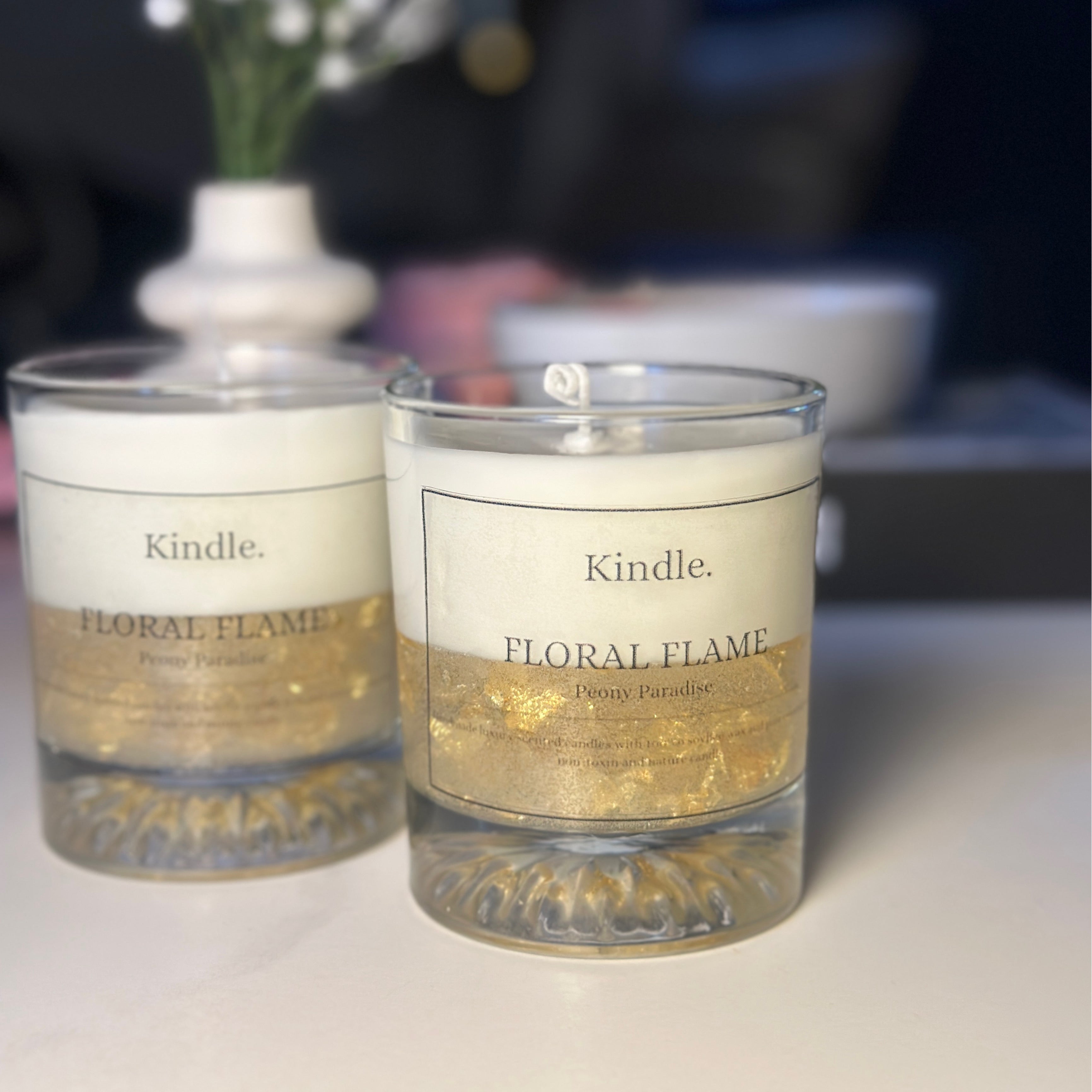 Floral flame with gold flakes